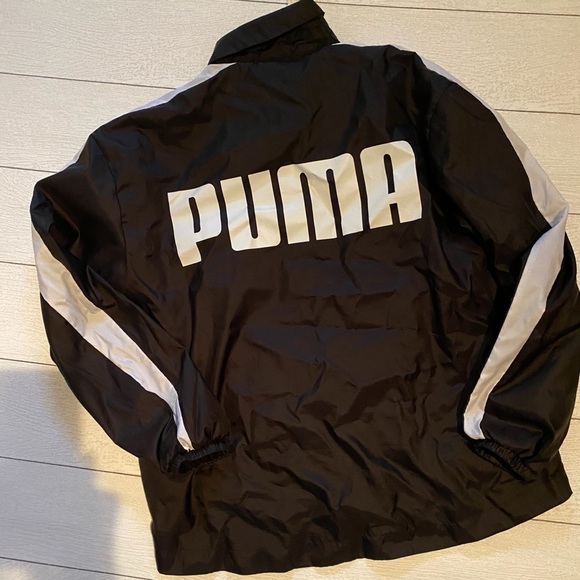 Puma wind jacket. - Picture 2 of 4